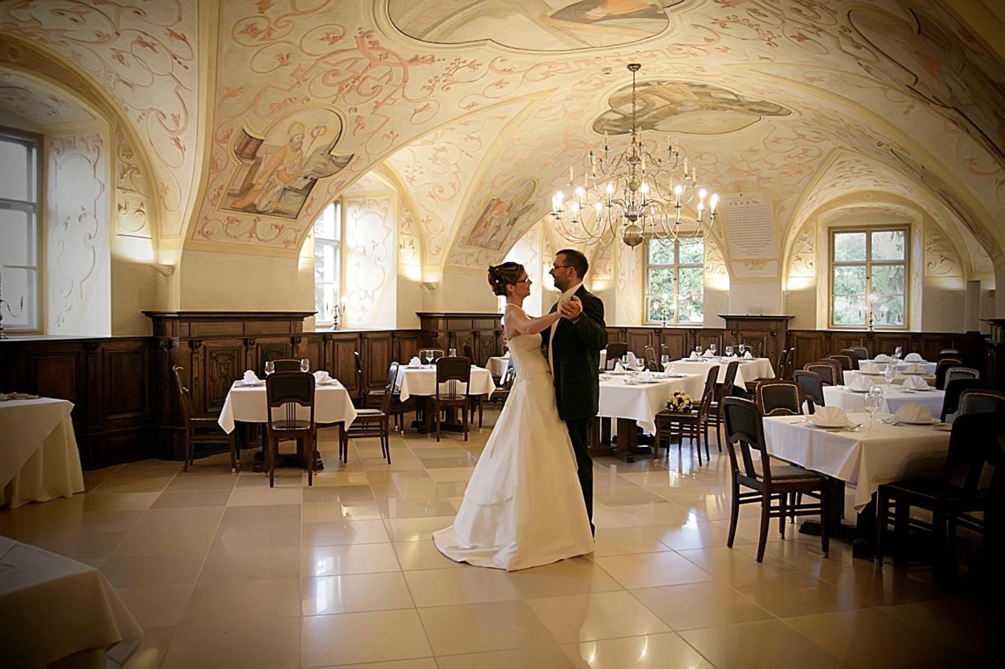 Sopron Monastery Hotel Екстериор снимка